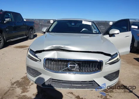 2020 Volvo S60 T5 Momentum z USA, uszkodzony, nr VIN 7JR102FK3LG049859